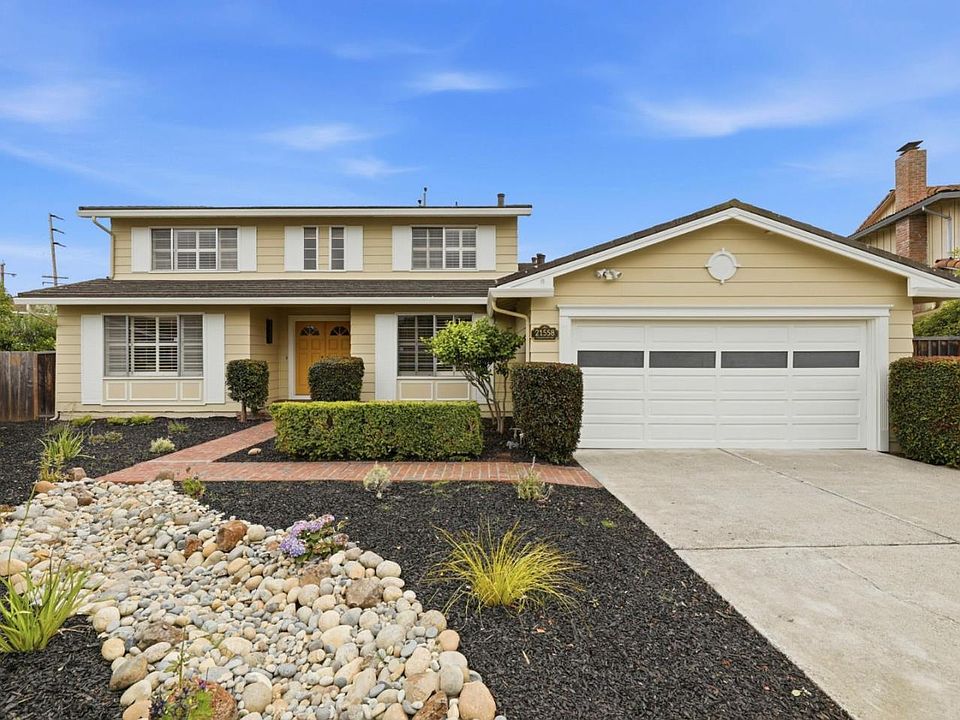 21558 Flintshire St, Cupertino