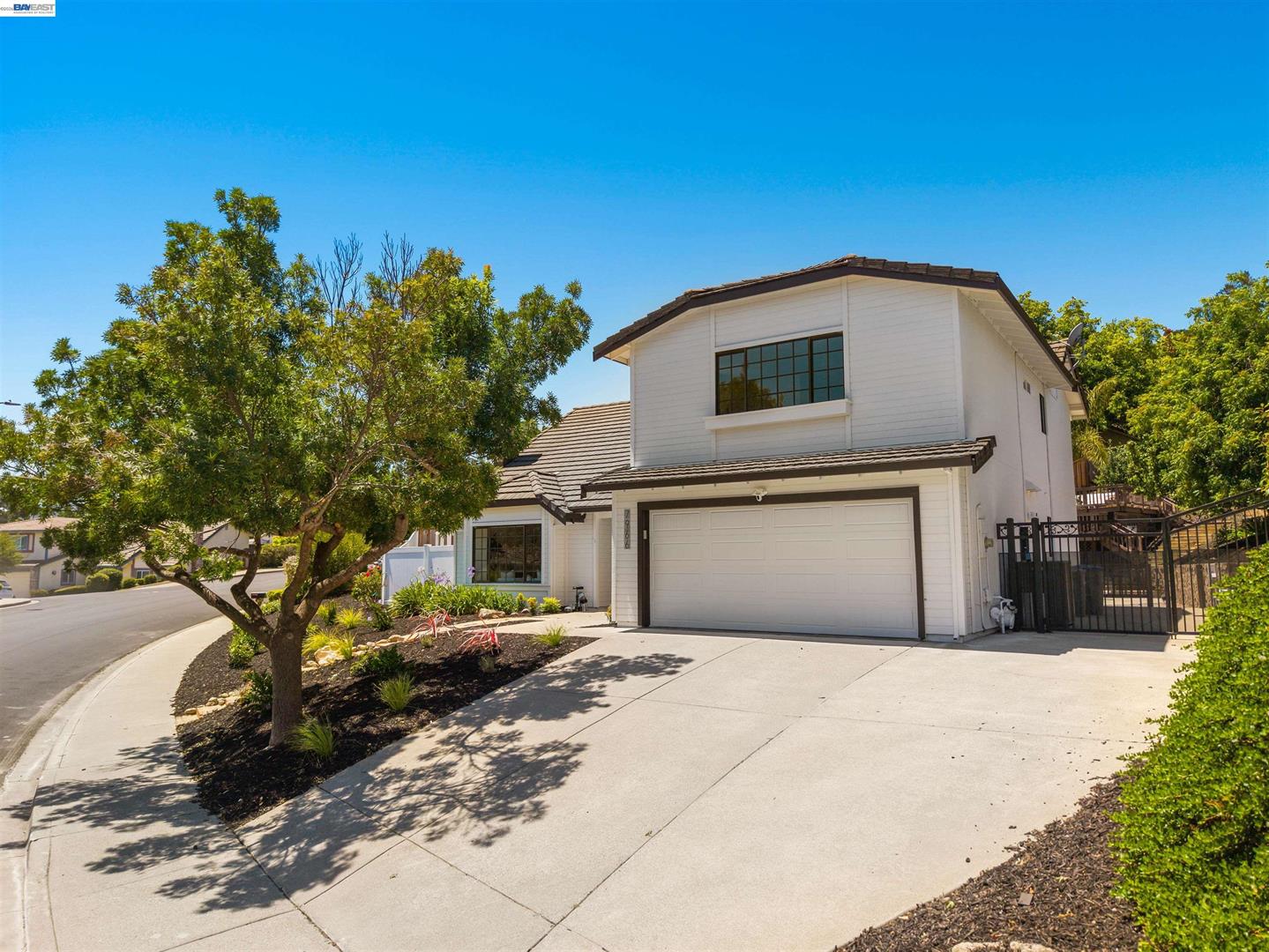 7966 Iglesia Drive, Dublin